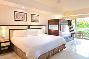 Riviera Family King Junior Suites at Sandos Playacar Beach Resort in Playa del Carmen 